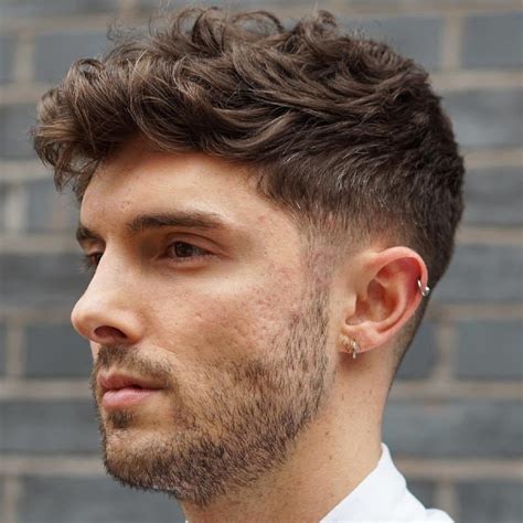 best haircuts for thick wavy hair men|male hairstyles for thick hair.